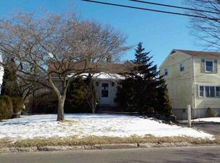 136 Stuart Ave, Norwalk, CT 06850