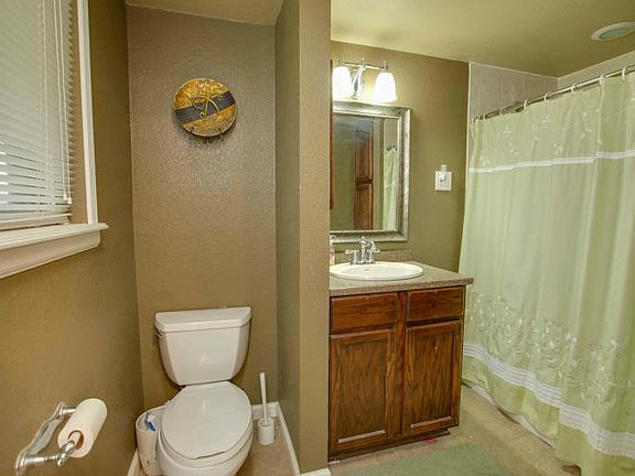 5th image of 4174 Monaco Dr