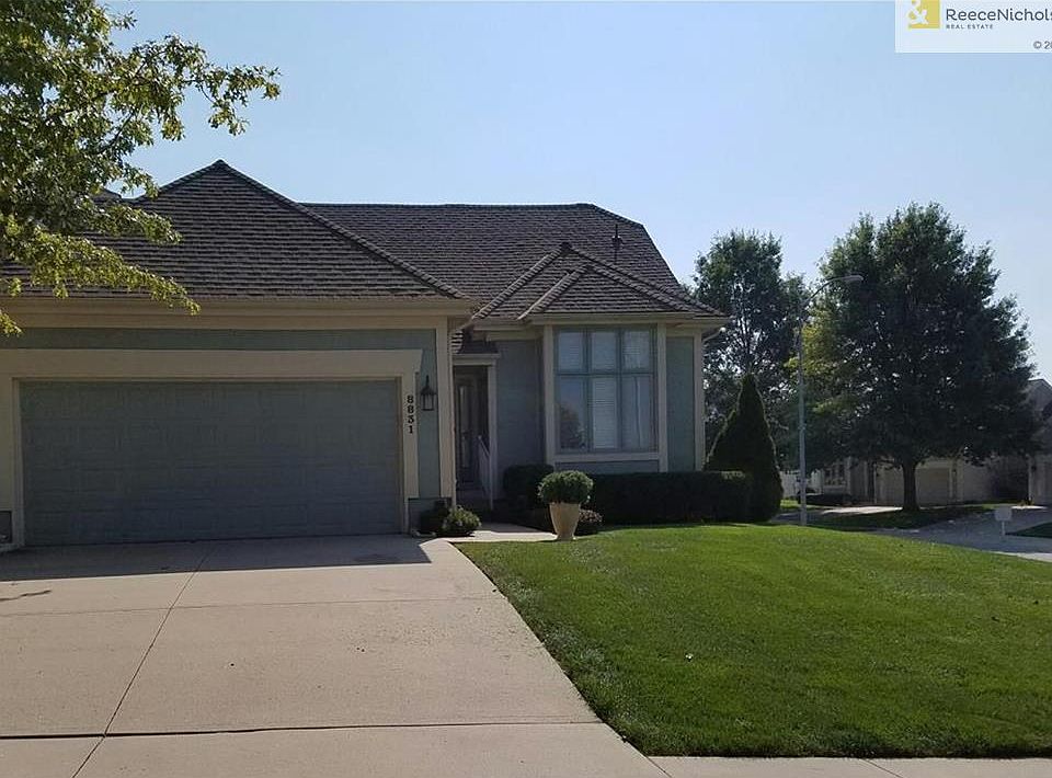 1st image of 8831 Larson Ave
