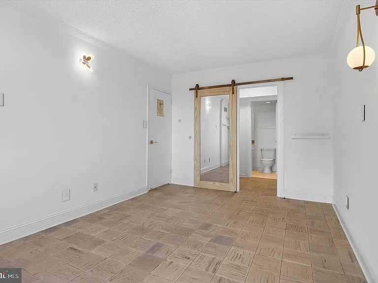 5225 Pooks Hill Rd #715N — Photo 15