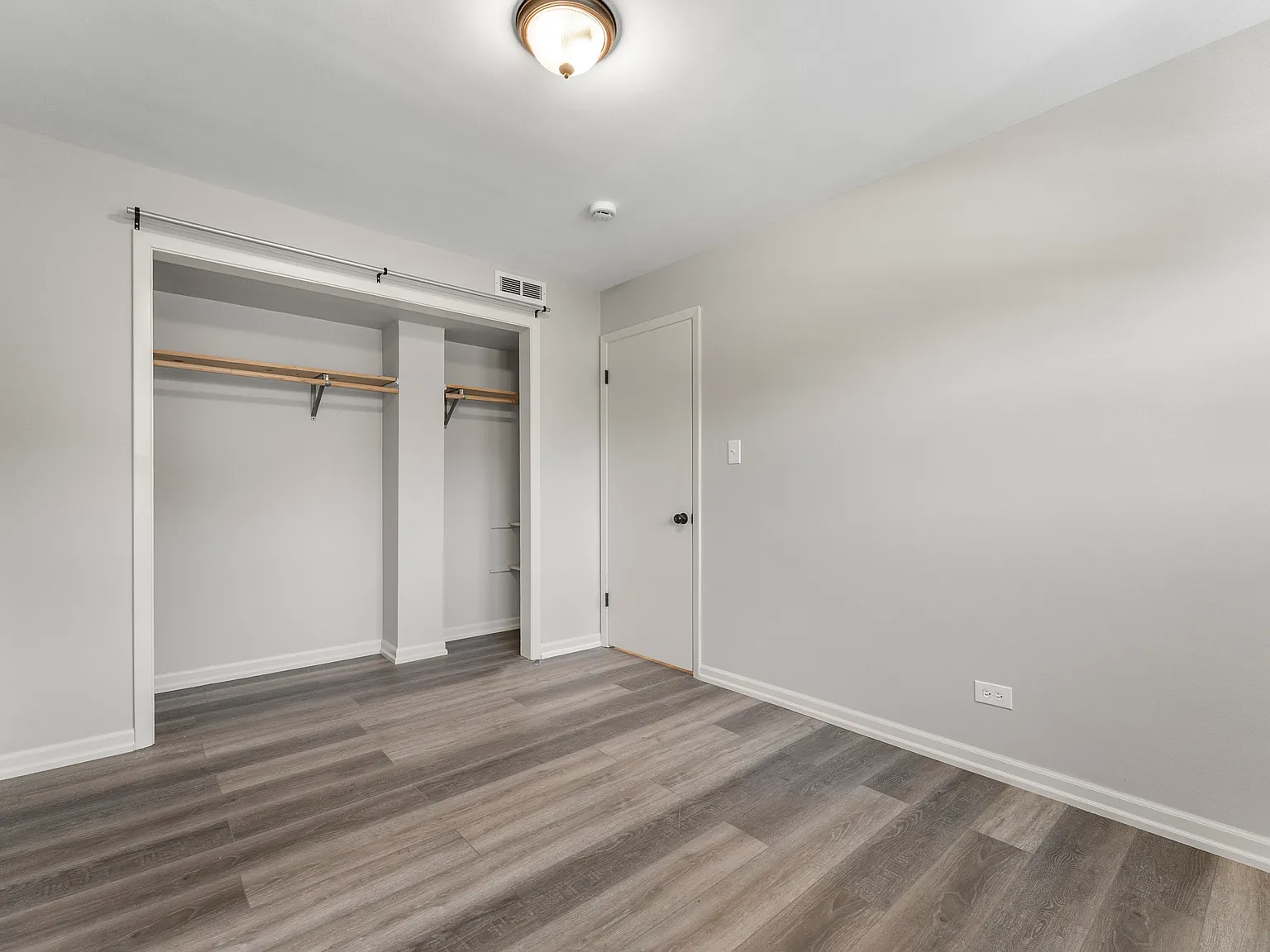 1 bed, 750 sqft, $1,500 — Photo 3