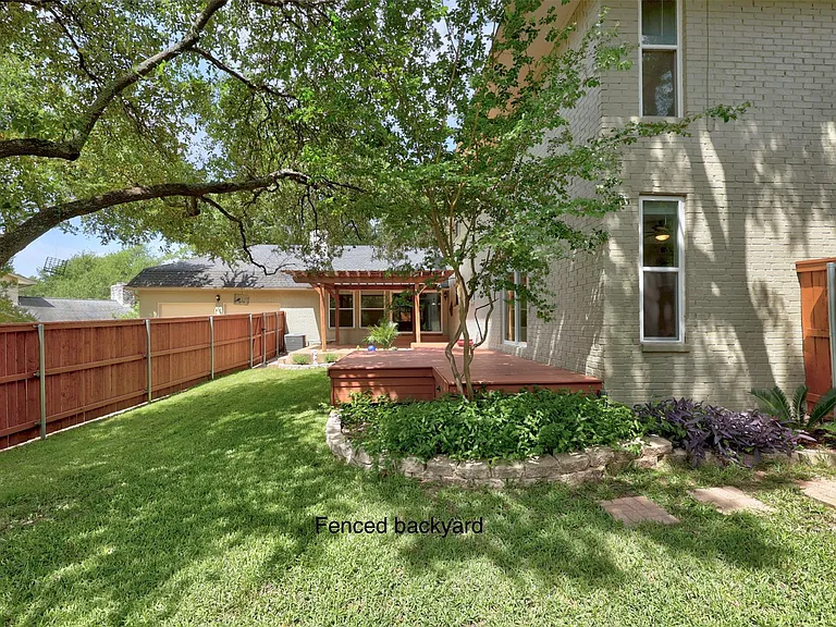 9411 Cedar Crest Dr — Photo 21