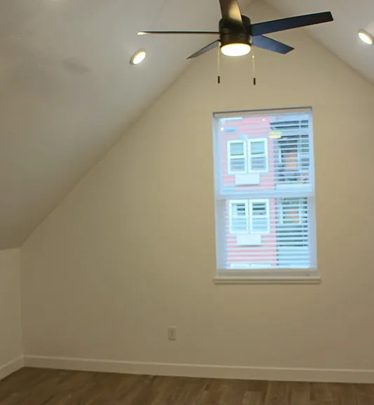 446 Michigan Ave #4 — Photo 11