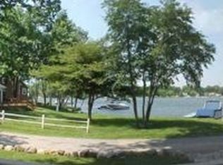 7848 E Royal Ct, Canadian Lakes, MI 49346
