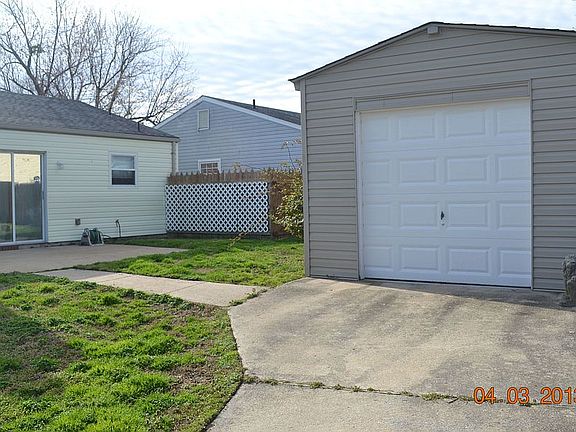 2nd image of 1501 Mallory Ct