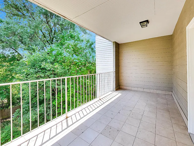 5713 Eads St NE — Photo 28