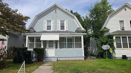 215 E Donald St Photo 1