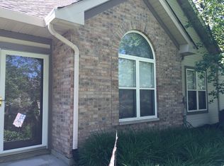 176 Canterbury Ct, Bloomingdale, IL