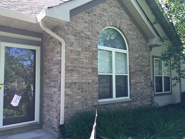 176 Canterbury Ct photo 1