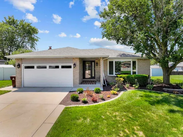 20526 S Grand Prairie Ln, Frankfort, IL 60423