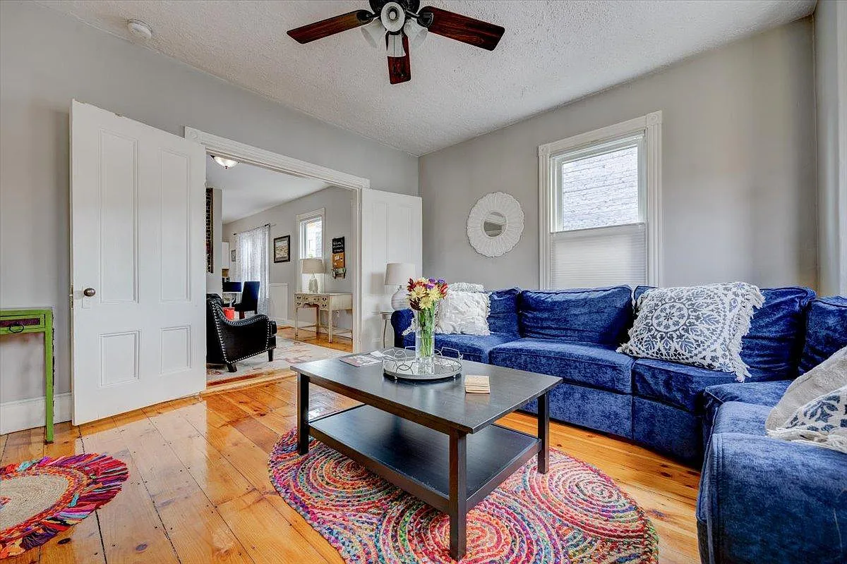 2 bed, 1128 sqft, $3,000 — Photo 4