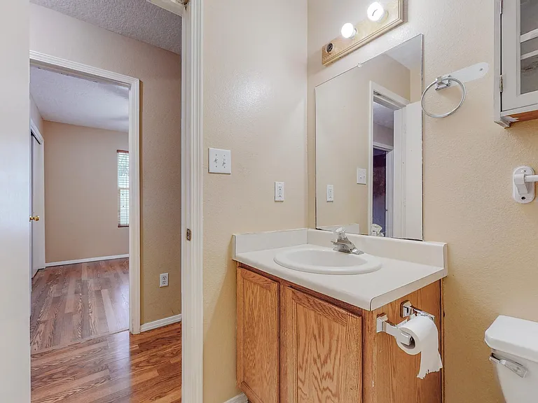 10728 Hatch Dr NW — Photo 13