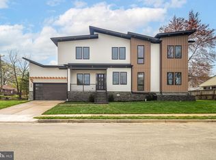 5906 3rd St S, Arlington, VA