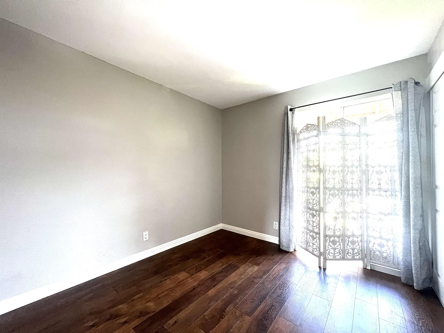 140 Uwapo Rd — Photo 4