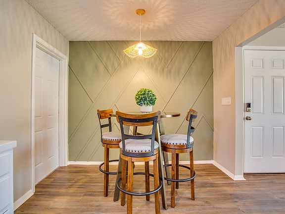 4th image of 1821 Mosher Dr #C