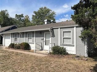 2216 E 75th St, Kansas City, MO 64132