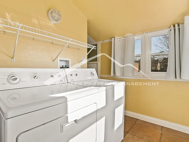 4624 E 16th Ave — Photo 11