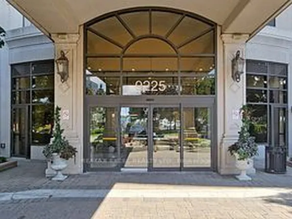 9225 Jane St, Vaughan, ON