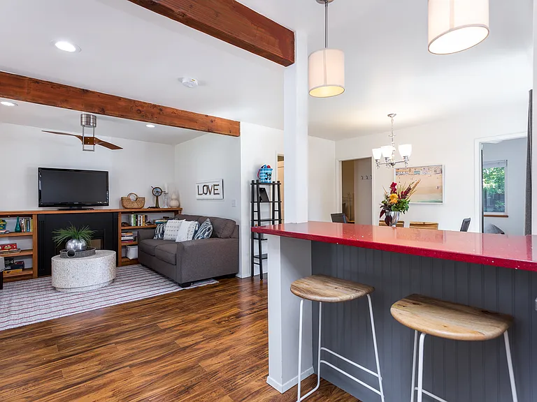 8293 Beach Way Dr — Photo 15
