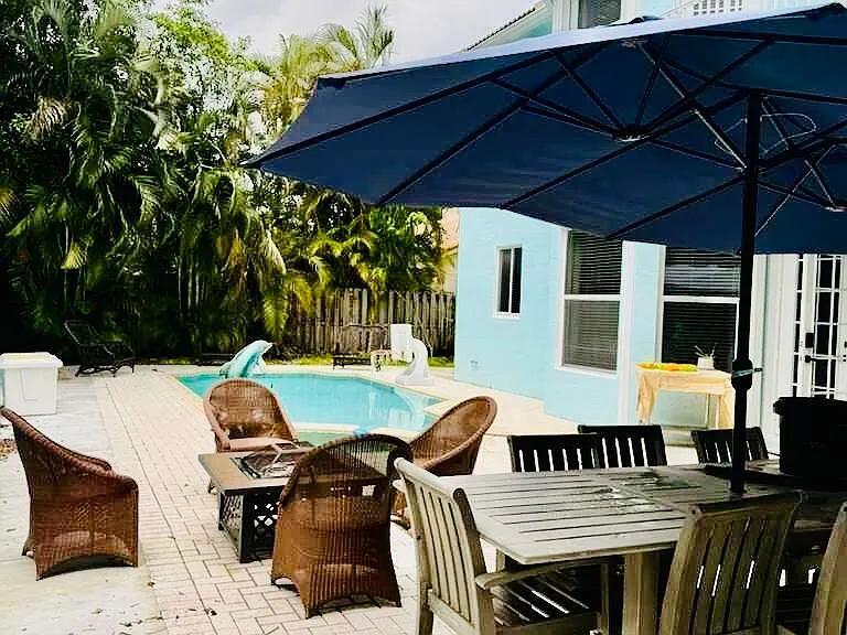 400 SW 15th Dr — Photo 35