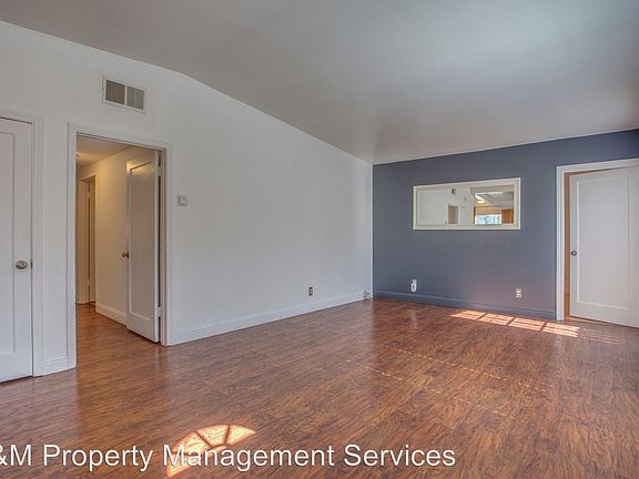 3rd image of 2668 Gonzaga St