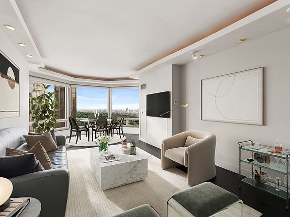 3rd image of 301 W 57th St APT 38B