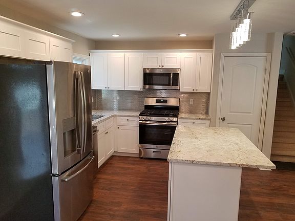 5th image of 1594 Wildwood Rd