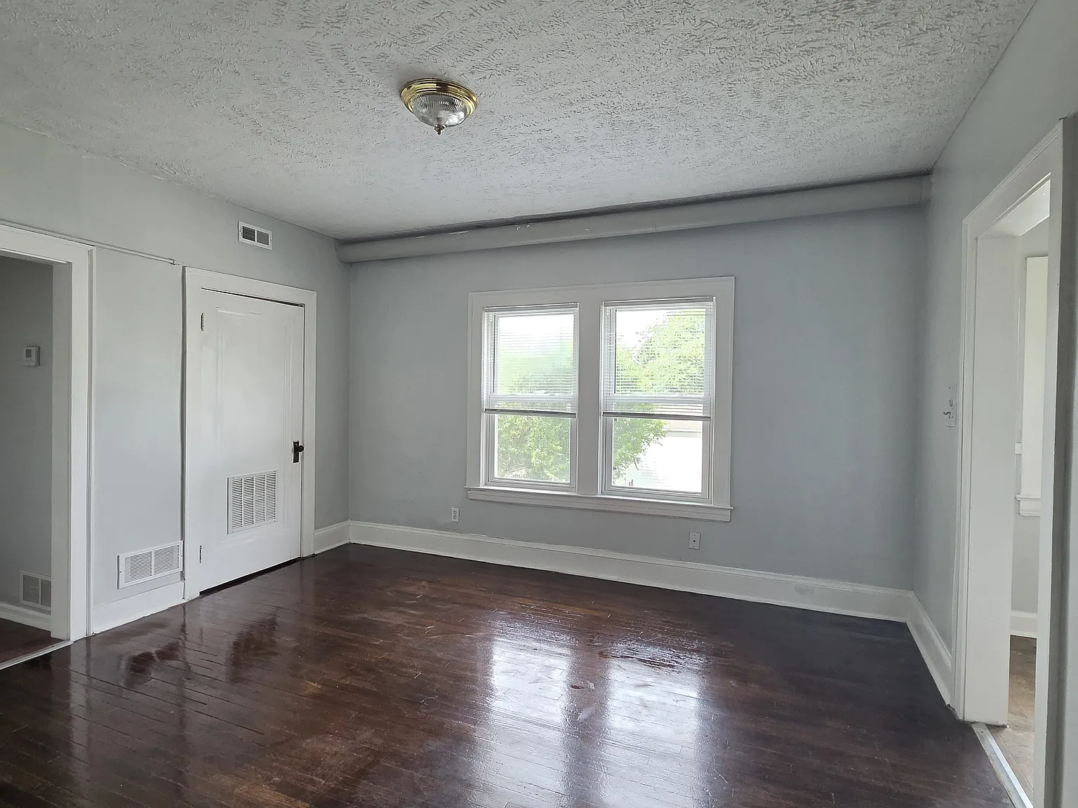 1 bed, 560 sqft, $750 — Photo 2