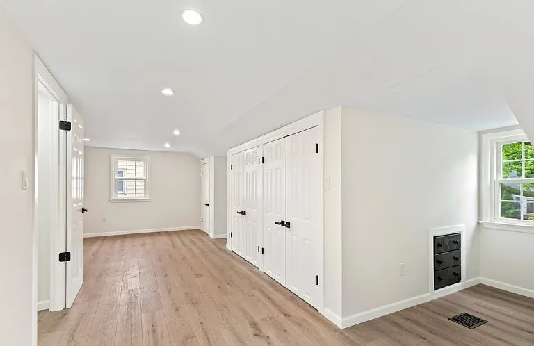 30 Meisel Ave — Photo 10