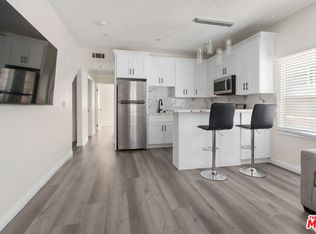 1460 W 22nd St, Los Angeles, CA 90007