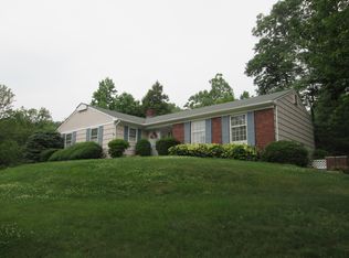 1022 Ledgewood Rd, Mountainside, NJ 07092