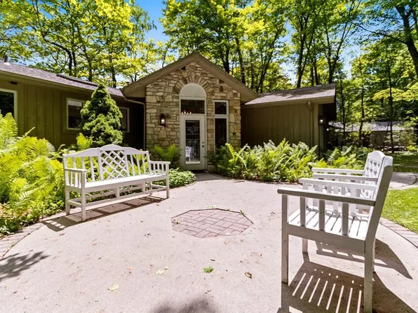 4280 Glidden Dr, Sturgeon Bay, WI 54235