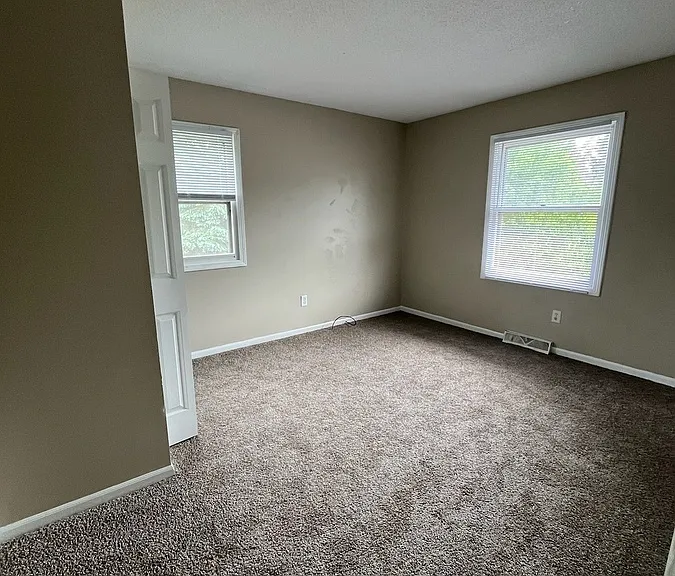 14745 Riley St — Photo 11