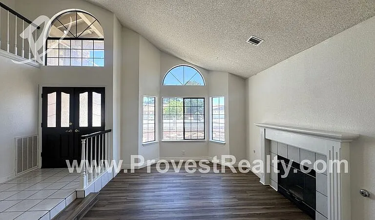 13000 Norfolk Ln — Photo 7
