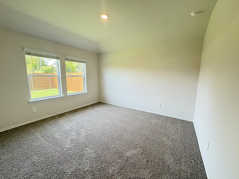 3330 Catamount Dr — Photo 7