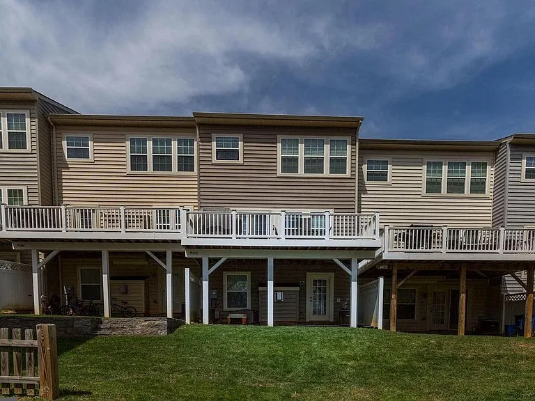 23507 Forest Haven Way — Photo 27