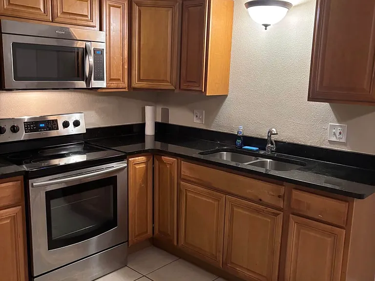 2813 Spring Hill Ct — Photo 5