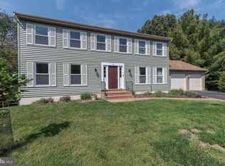 4 Sanders Ct, Gaithersburg, MD 20877