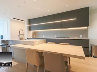 402 Athletes Way, Vancouver, Vancouver, BC V5Y 0B5