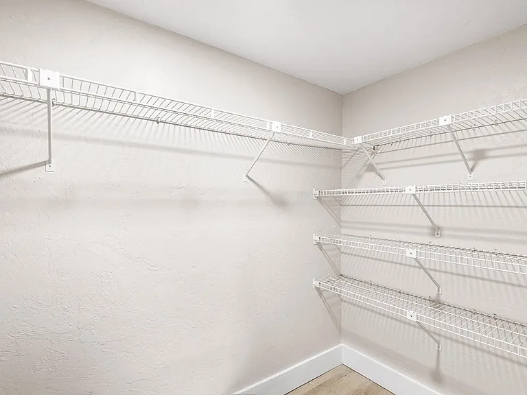 4187 Abbey Ct — Photo 18