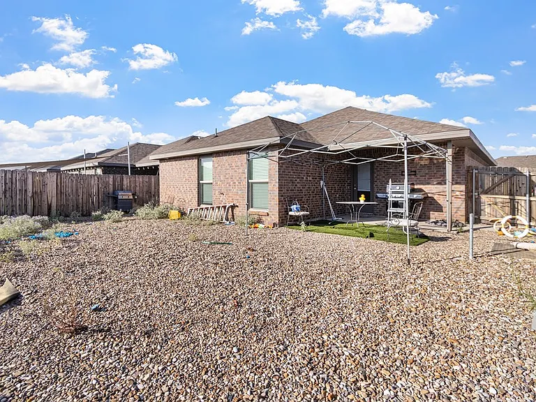 9407 Ratliff Ridge Ave — Photo 26
