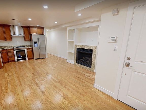 2nd image of 1462 Harvard St NW #1