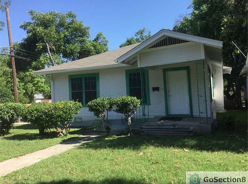 1st image of 803 Avant Ave