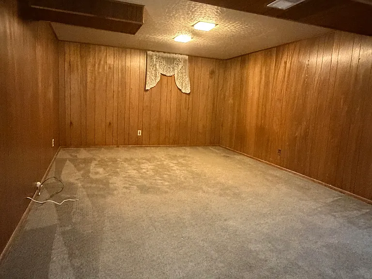 1667 S Yarrow Ct — Photo 12