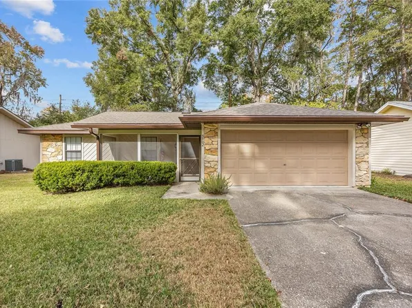5402 NW 38th Pl, Gainesville, FL 32606