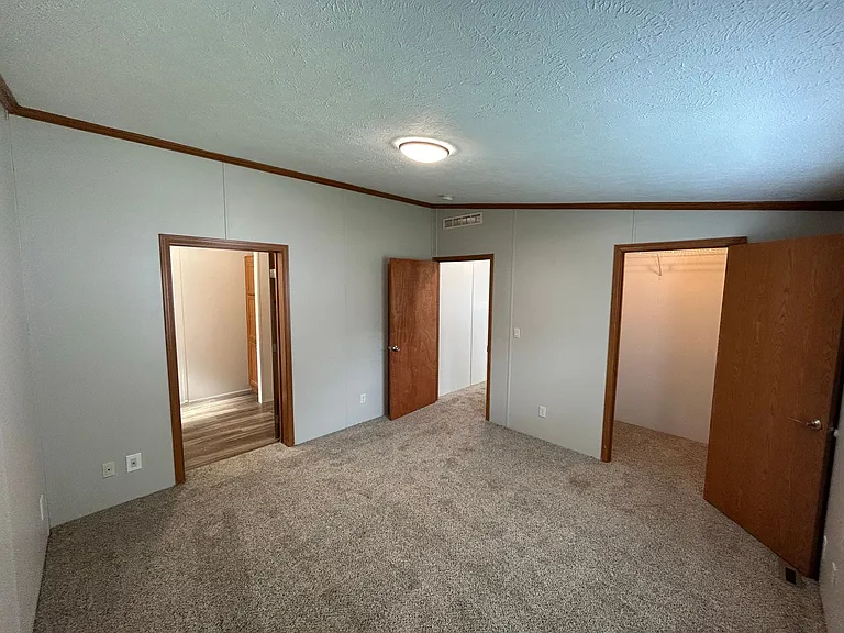 Santa Barbara Estates — Photo 29