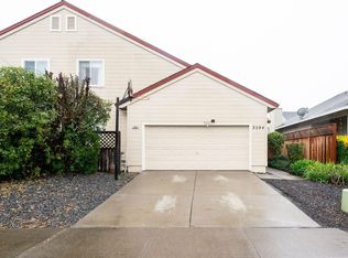 2094 Waltzer Rd, Santa Rosa, CA 95403