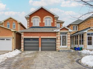 7 Whistler Ct, Markham, ON L3R 4T1