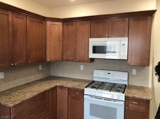 11 Bay Ave, Bloomfield, NJ 07003