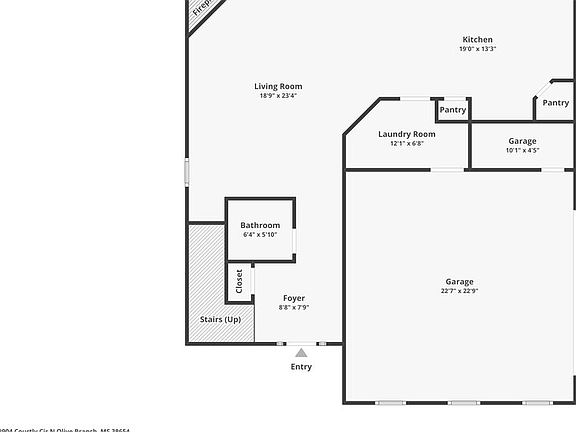2nd image of 8904 Courtly Cir N